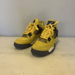 Jordan 4 lightning 