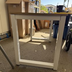 Free Desk