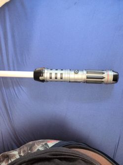 Savi workshop lightsaber