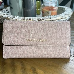 NWT Michael Kors Pink Wallet