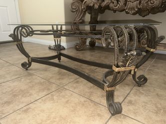  Rustic Metal Table