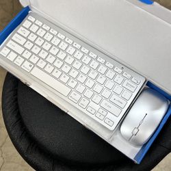 Wireless Bluetooth Keyboard