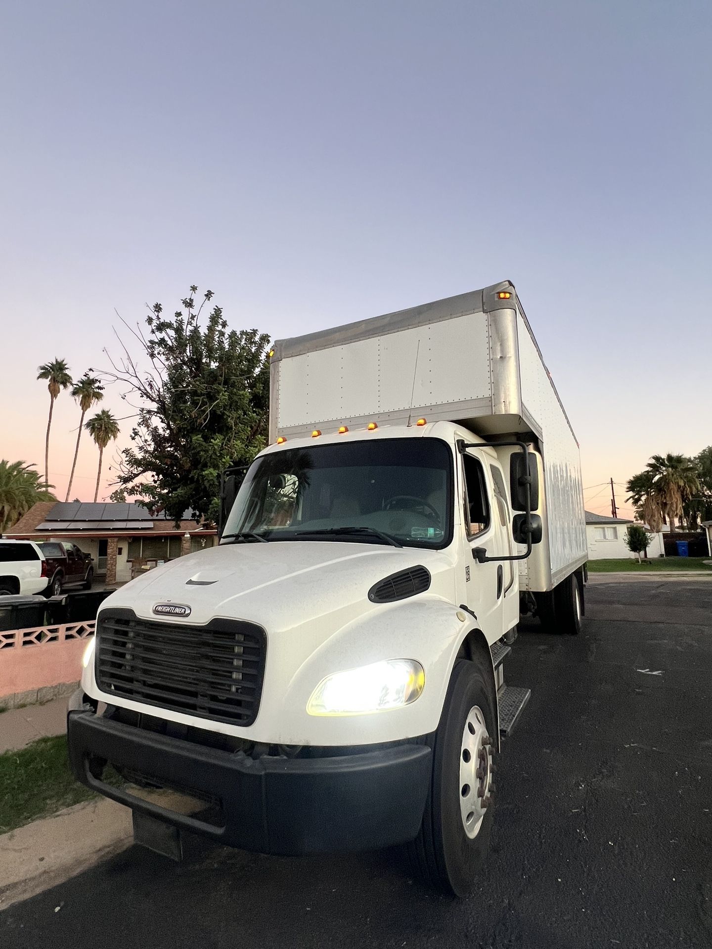 2007 Freight liner M2 for Sale in Phoenix, AZ - OfferUp