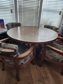 Dinning Table 4 Chair