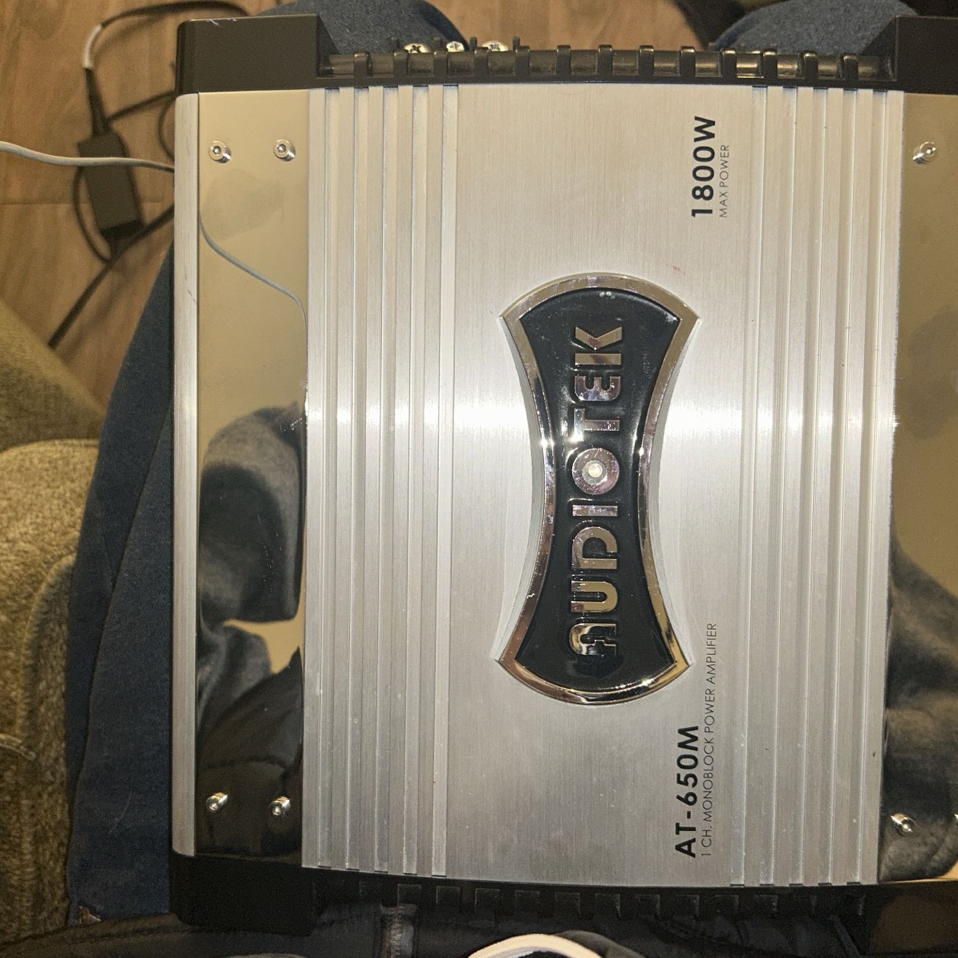 Amplifier 1800w Audiotek New