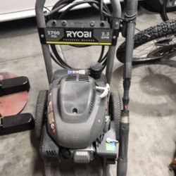 Ryobi 2700 GAS Pressure Washer 