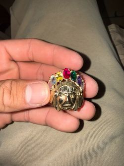 Oro 14K size 10.     9.6 gramos