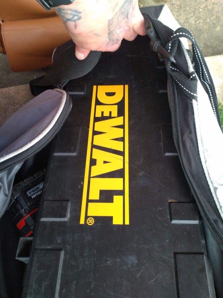 DeWalt Saw Zaw With Box