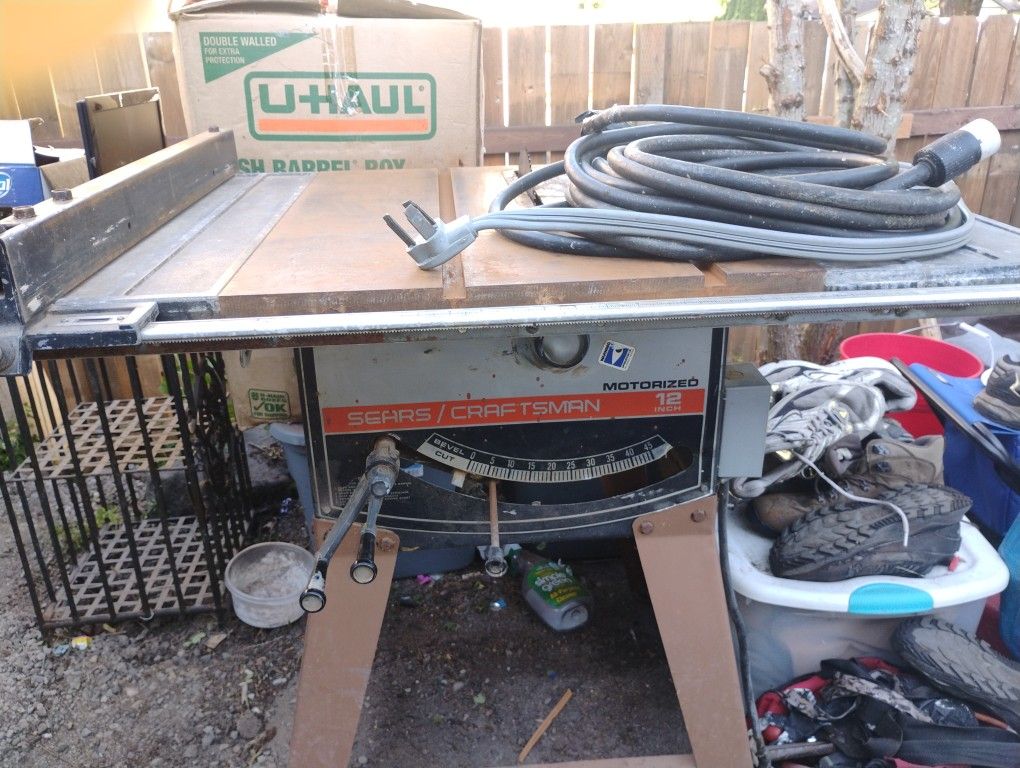 Craftsman 12' 240 V Table Saw / Craftsman 12' Band SawAnd Sander