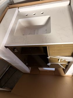 32” Bathroom vanity With Sink And Counter NEW IN BOX