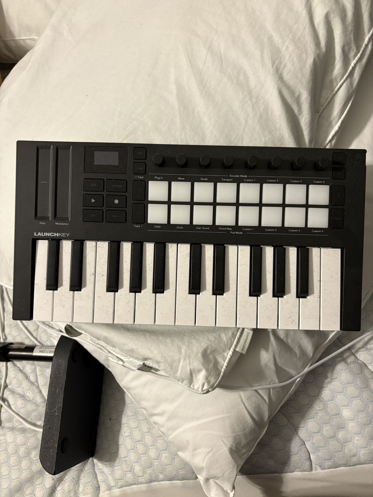 Launchkey Midi Keyboard