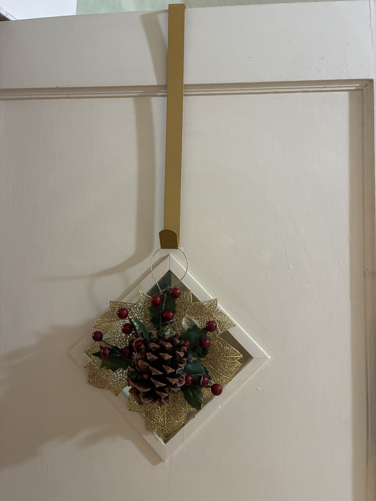 Wreath Holder And Decor Piece