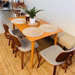 Light wooden table with 3 chairs