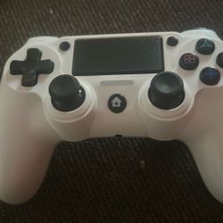 PS4 Controller 