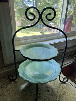 Fruit Holder With Pioneer Women Plates