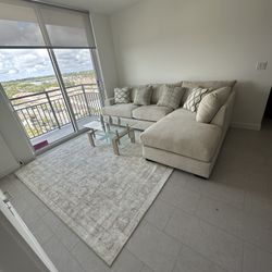 Beautiful Right Chaise Sectional 