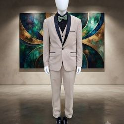 TRAJE DE 3 PIEZAS. 1 VEZ USADO PARA LA OCACION. 