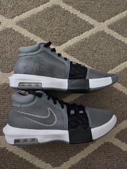 Nike  Shoes