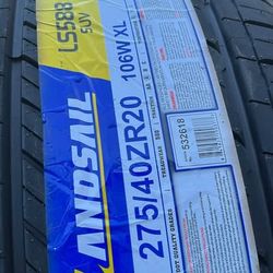 Decenti 305/35R24 tire