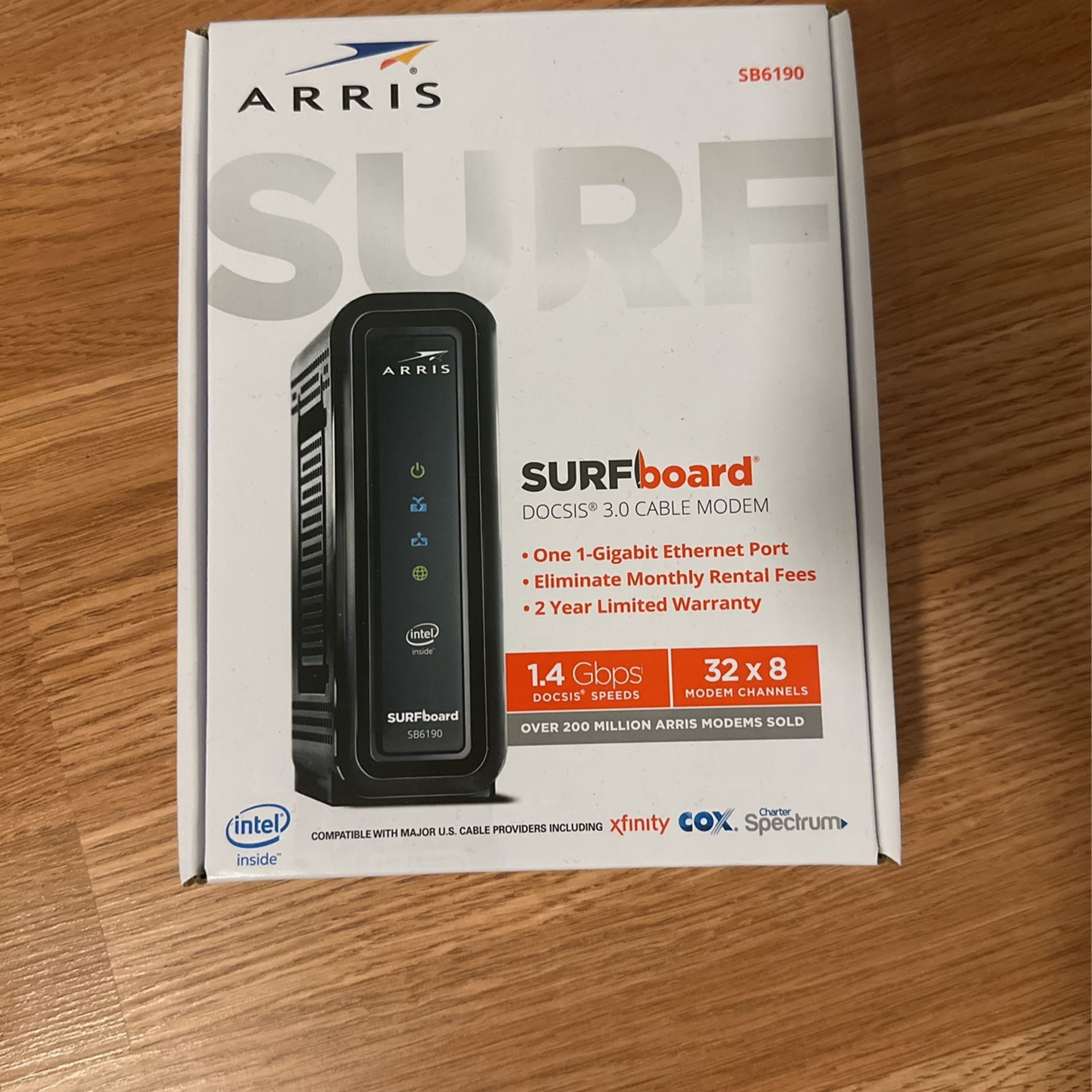 Arris Surfboard