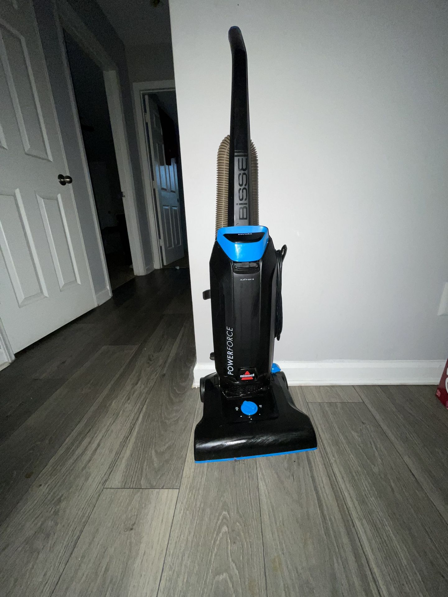Power force Bissell Vacuum