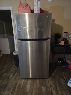 Fridge for sell