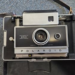 Vintage Polaroid Automatic 250 Land Camera