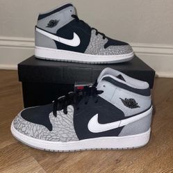 Men’s Jordan 1 Mid SE Elephant Print Size 11 