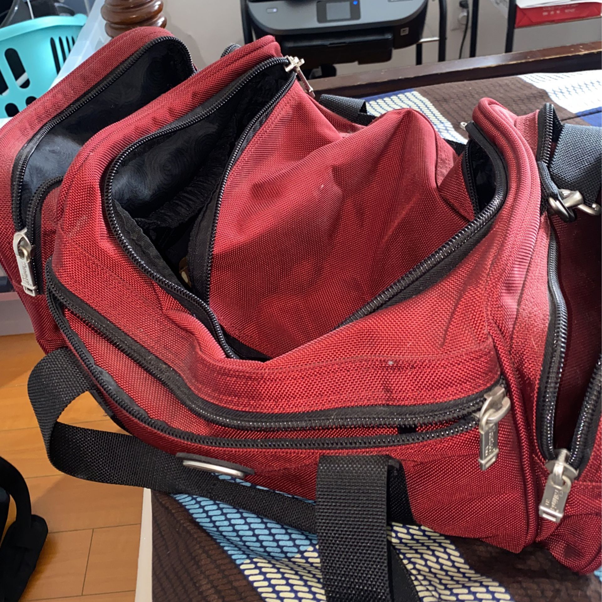 Travel Bag/ Duffel Bag
