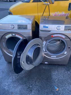 Samsung Stainless Stell Washer and Dryer Set