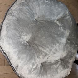New Hexagon Pet Napper Bed Grey $30