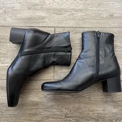 New Black Leather Boots