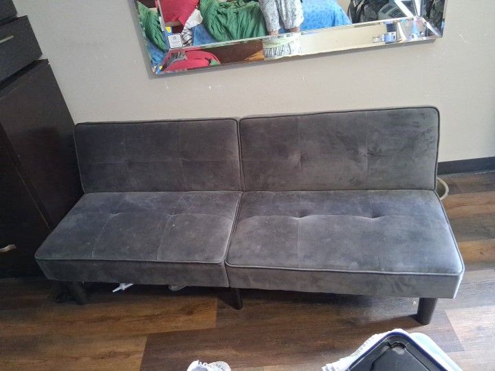 Studio FUTON Sofa/bed