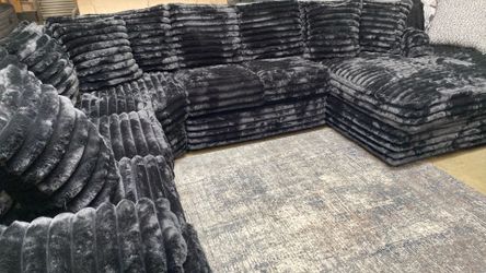 BLACK 4pc Sectional Sofa Right or Left Facing wide Chaise Plush other colors available 130x100