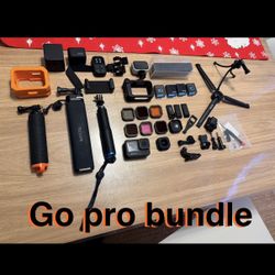 Go Pro 10 Black Huge Bundle 