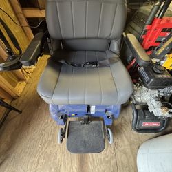 Oversized Electric Wheelchair 
