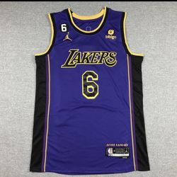 James Lakers Nike Jersey Size Medium Or XL