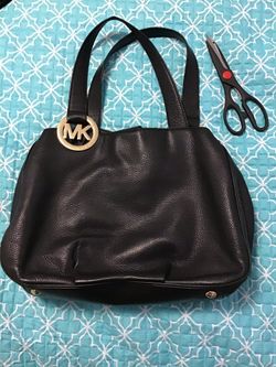 Michael kors MK black leather bag