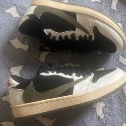 Travis Scott Olive Green