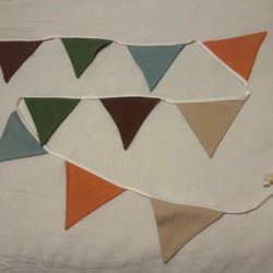 2 Pennant Triangle Birthday Banners