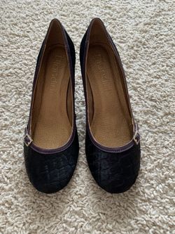 Women heels shoes size 6