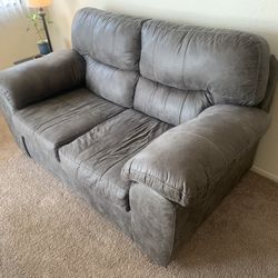 Loveseat & Recliner 