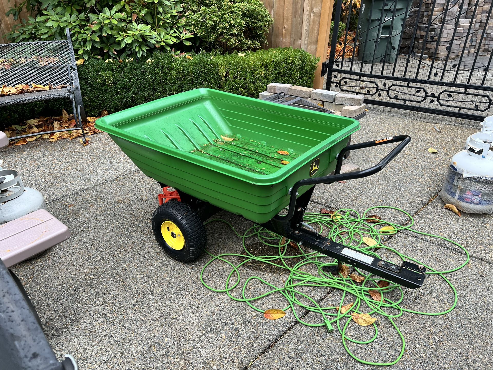 John Deere Tow behind Trailer Cart / With handrails