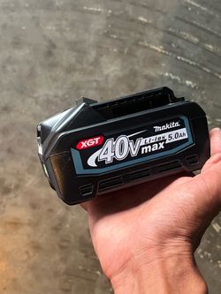 Makita 5.0 Ah 40v battery