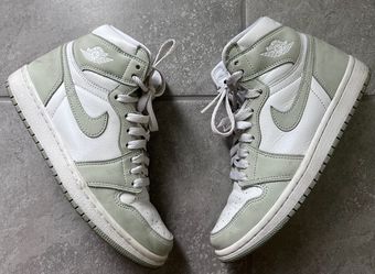 Air Jordan 1 Sage Green