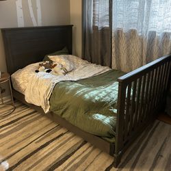Convertible Crib & Dresser 