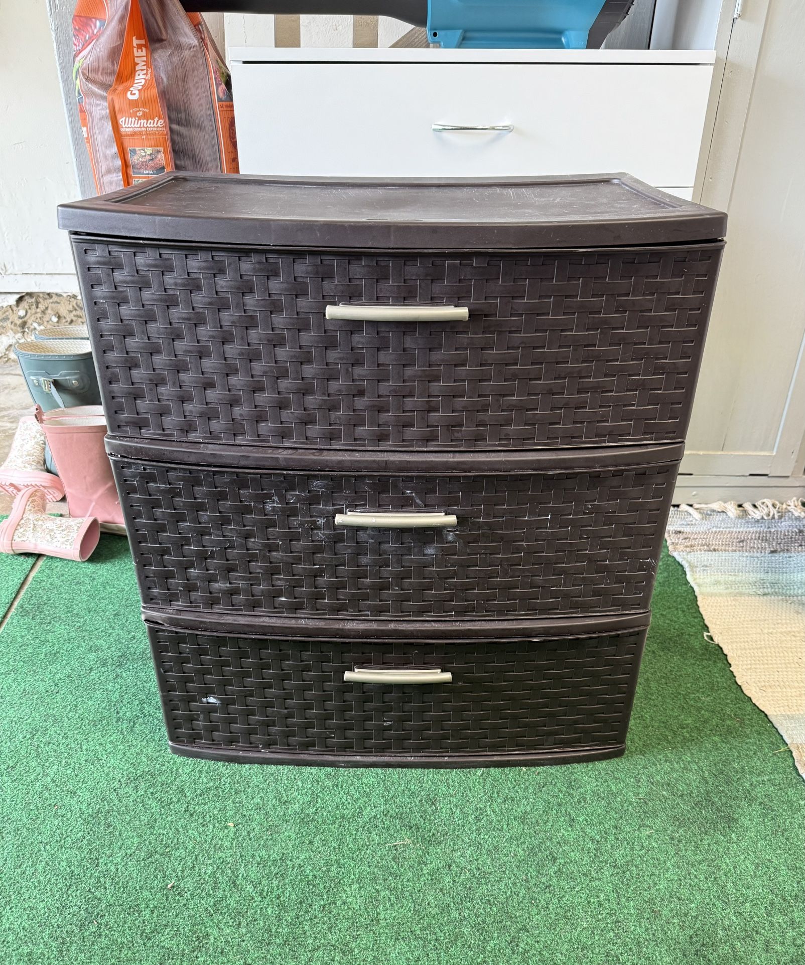 Sterilite Brown 3-Drawer Storage Dresser Drawers