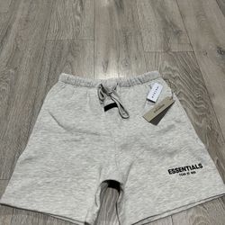 Essentials Shorts