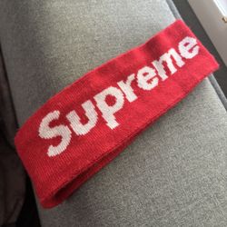 LOW PRICE MOVING- RARE SUPREME HEADBAND 