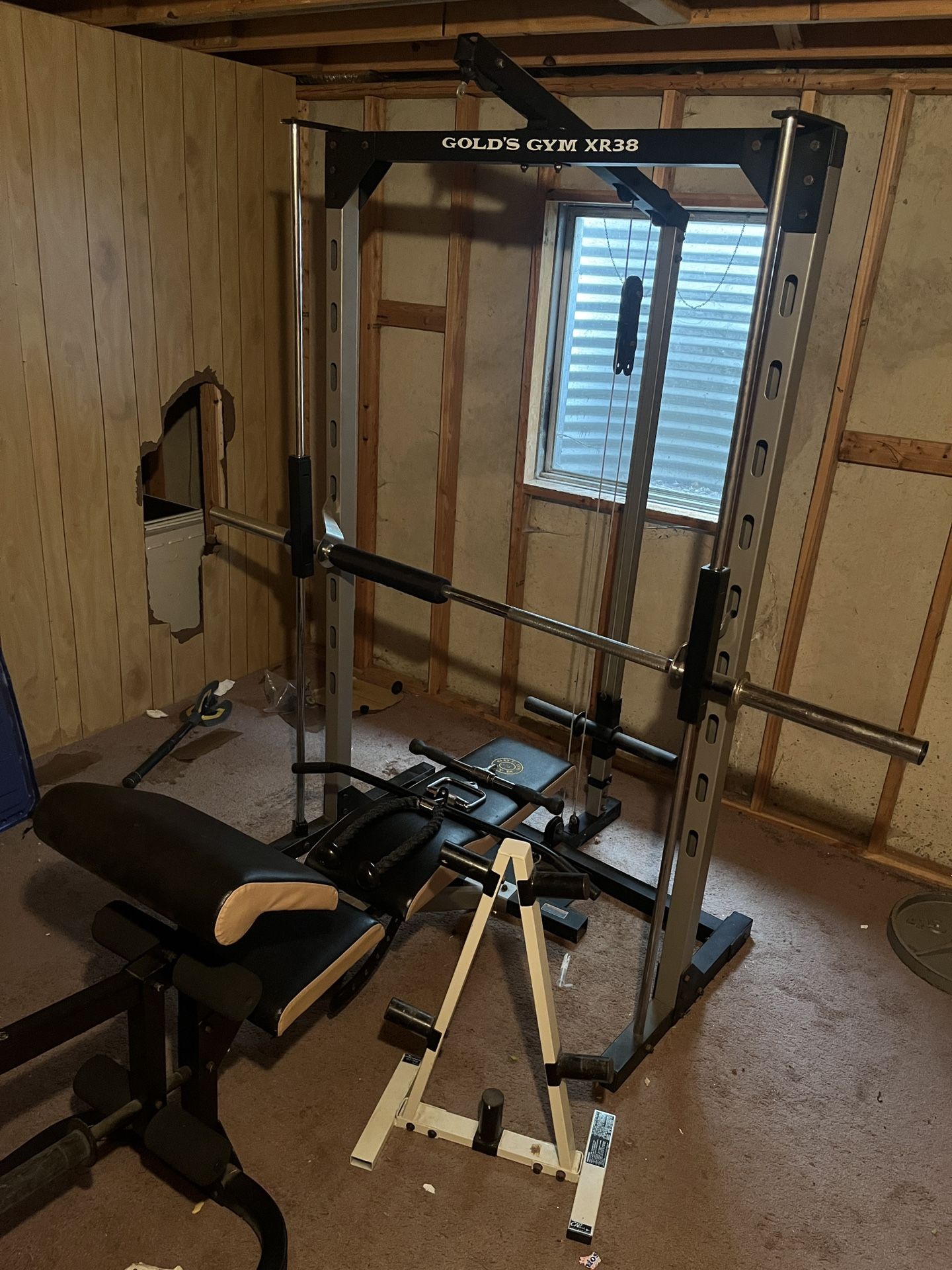 Gold Gym Bench Press